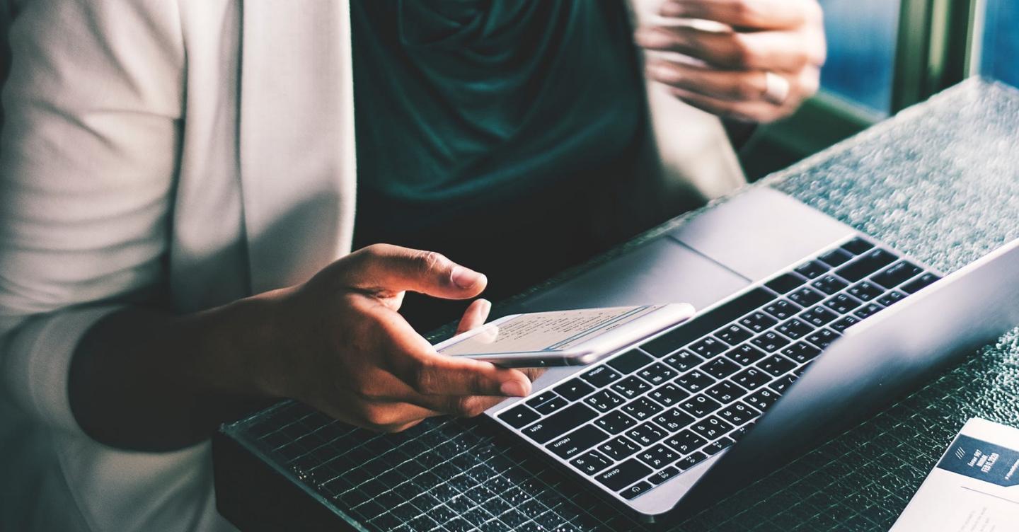 Featured image: 9 Effective Cold Calling Techniques for Closers