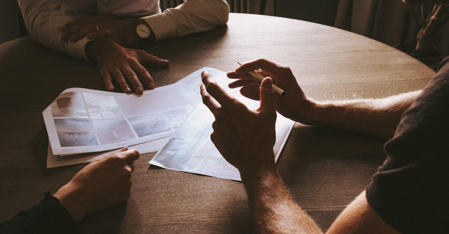 Featured image: How to Start a Consulting Business in 12 Steps﻿