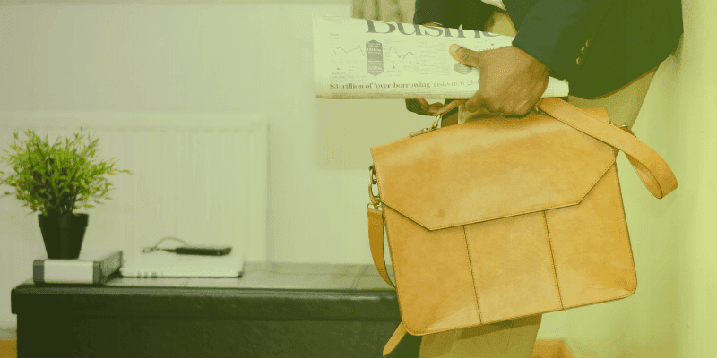 Featured image: 4 Steps to Make Real Estate Contacts in a New City