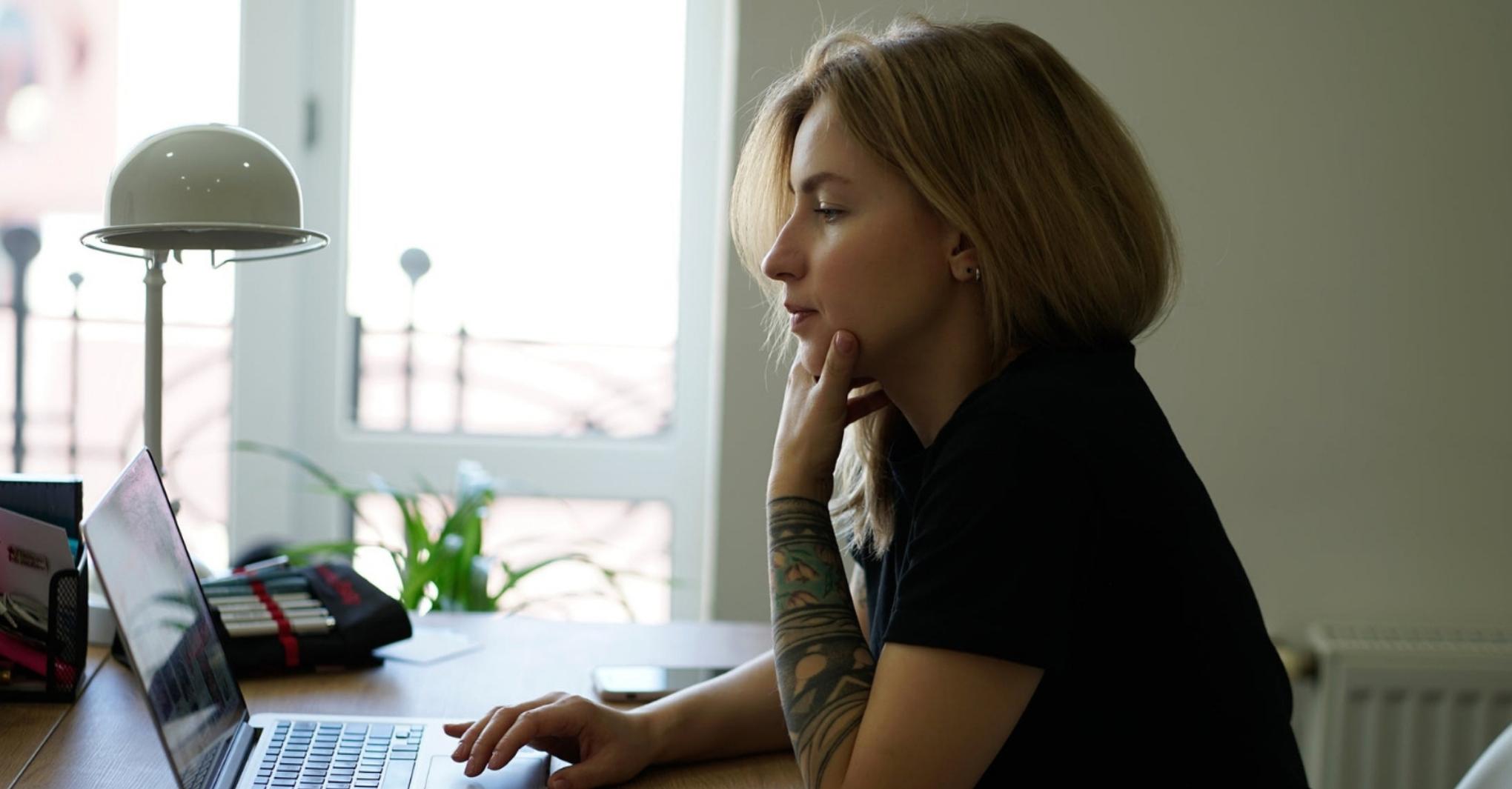 Featured image: Why No One is Using Your CRM: It's the User Experience